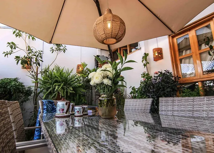Bamba House Hostal *