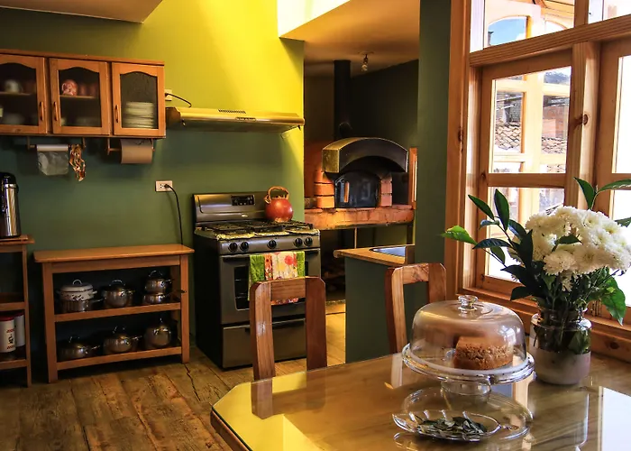 Hostal Bamba House